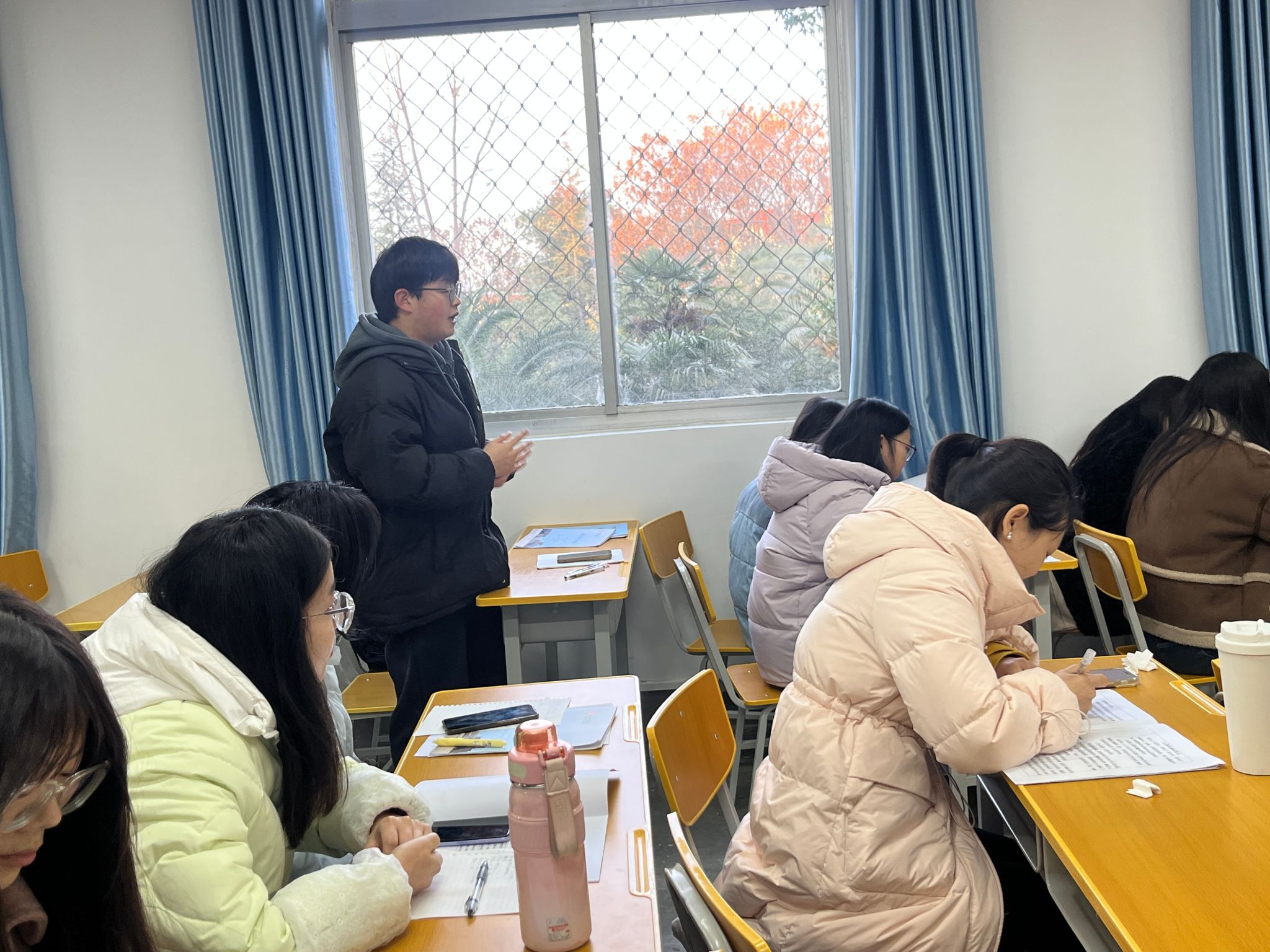 af0e2bb404a4abf7831e330a6dc76db4